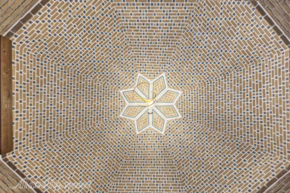 نمای سقف هتل 5 ستاره کاروانسرای یام مرند | علاءالدین تراول