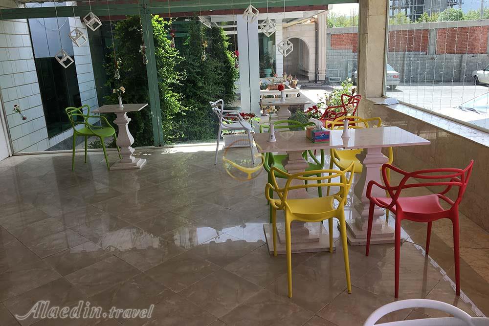 هتل سه ستاره زریوار مریوان | علاءالدین تراول