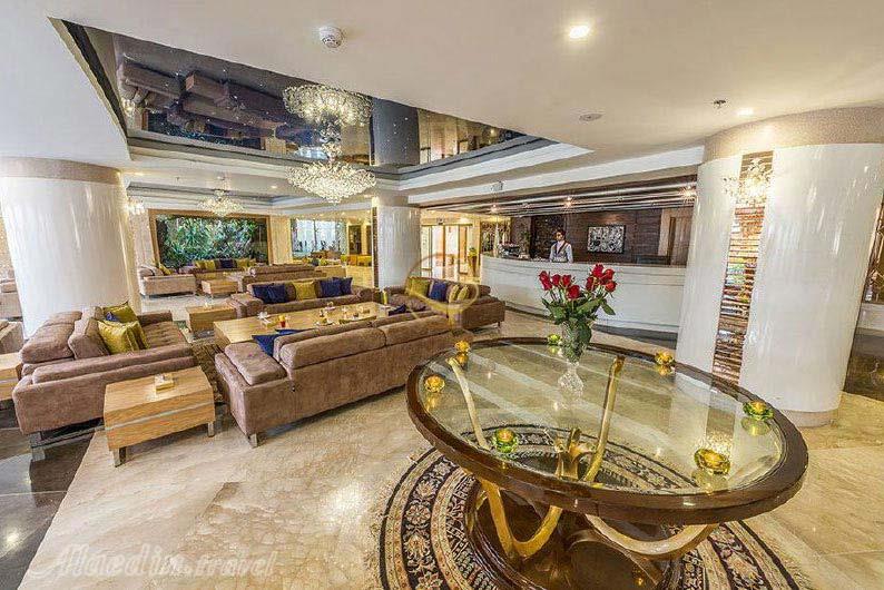 لابی هتل آپارتمان سه ستاره آرمان مشهد | علاءالدین تراول