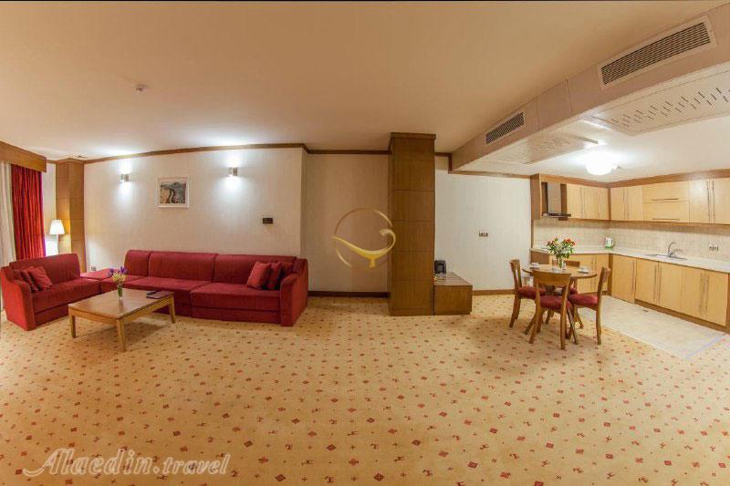 سوئیت هتل آپارتمان سه ستاره آرمان مشهد | علاءالدین تراول