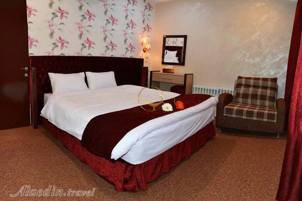 اتاق دبل هتل آپارتمان قصر آیدین مشهد  | علاءالدین تراول