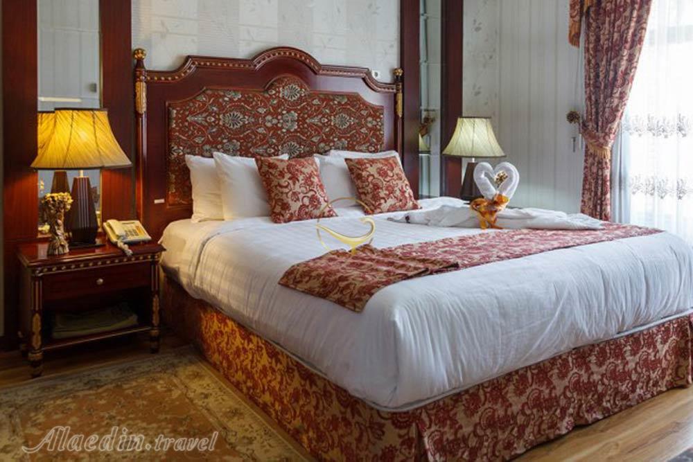 اتاق های هتل 5 ستاره قصر الضیافه مشهد | علاءالدین تراول