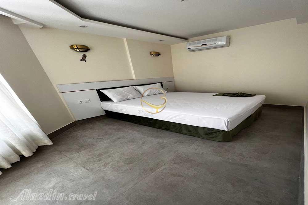 هتل حیات مشهد | علاءالدین تراول