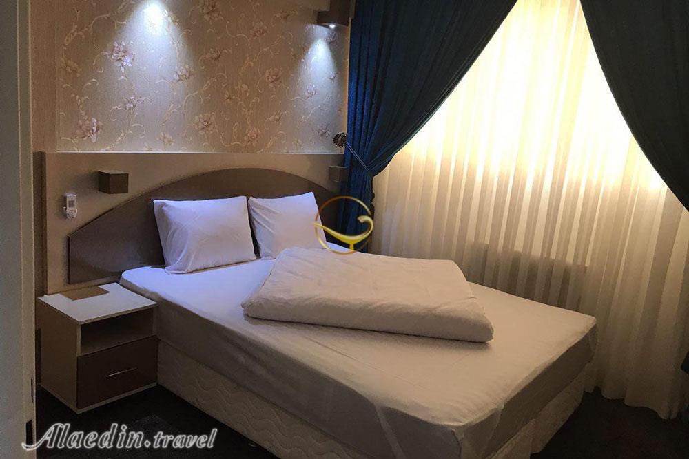 هتل آپارتمان هومن مشهد | علاءالدین تراول