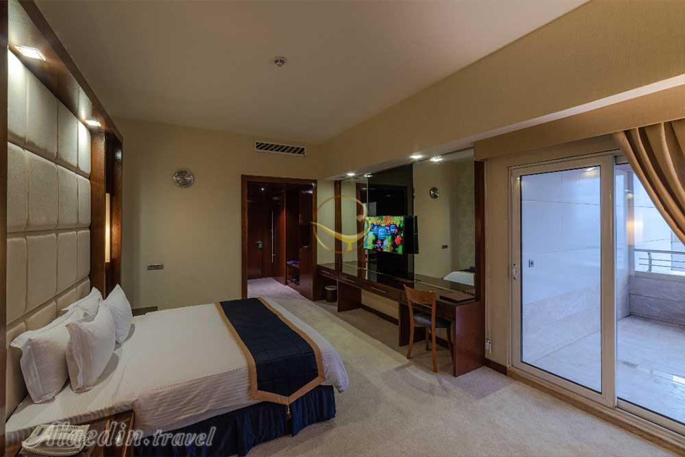 هتل بزرگ جهان مشهد