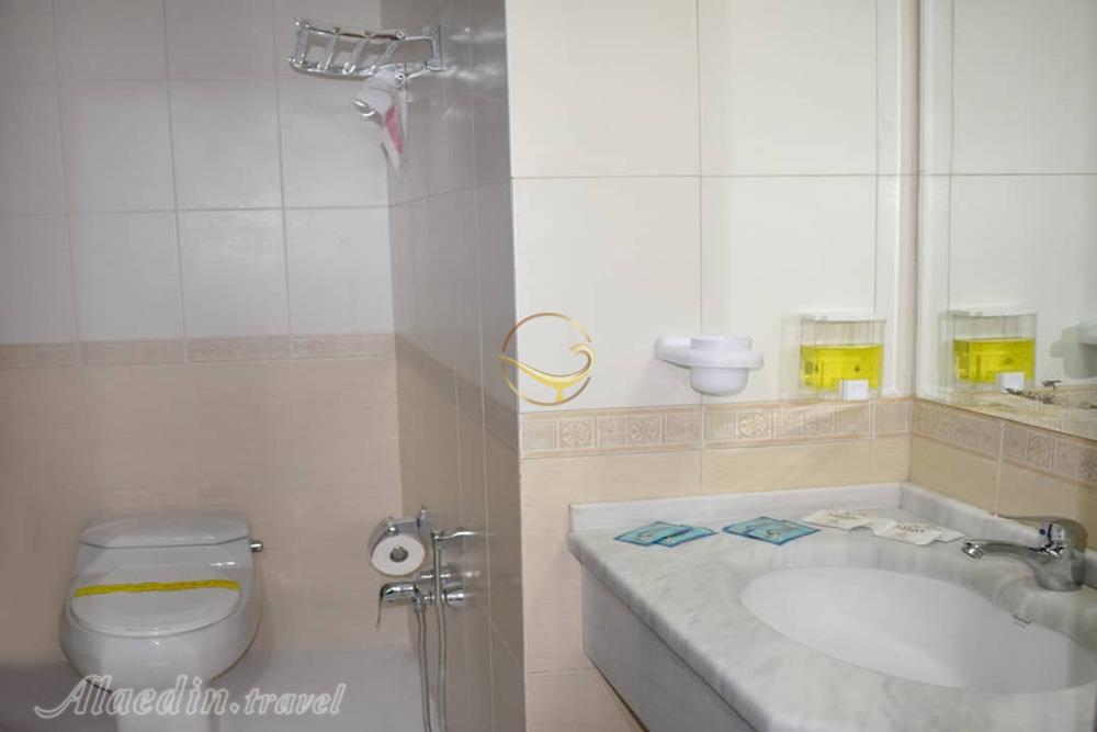 هتل کیان مشهد | علاءالدین تراول