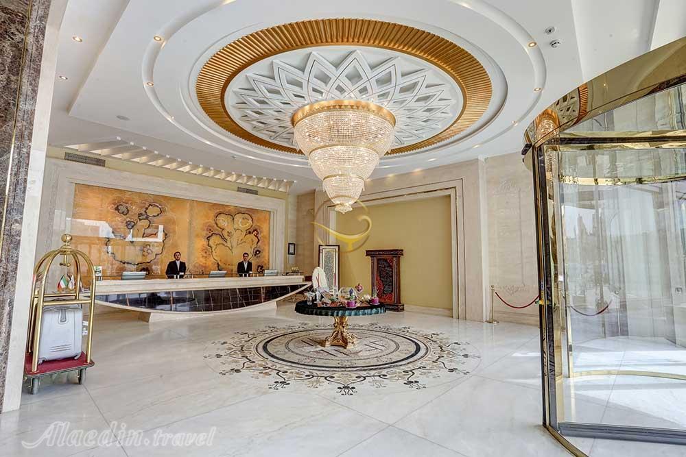 رزرواسیون هتل 5 ستاره کوثر ناب مشهد | علاءالدین تراول