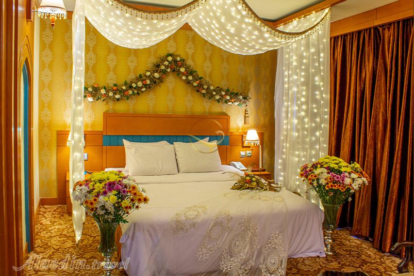 اتاق ویژه عروس و داماد