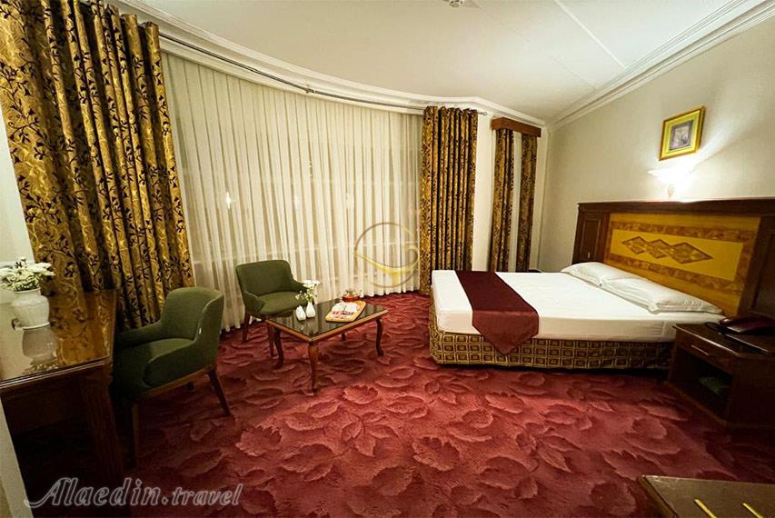 هتل پارسیان مشهد | علاالدین تراول