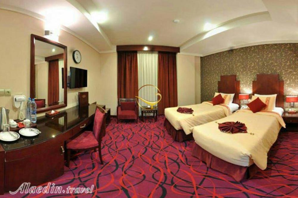 اتاق های هتل 5 ستاره پارسیس مشهد | علاءالدین تراول