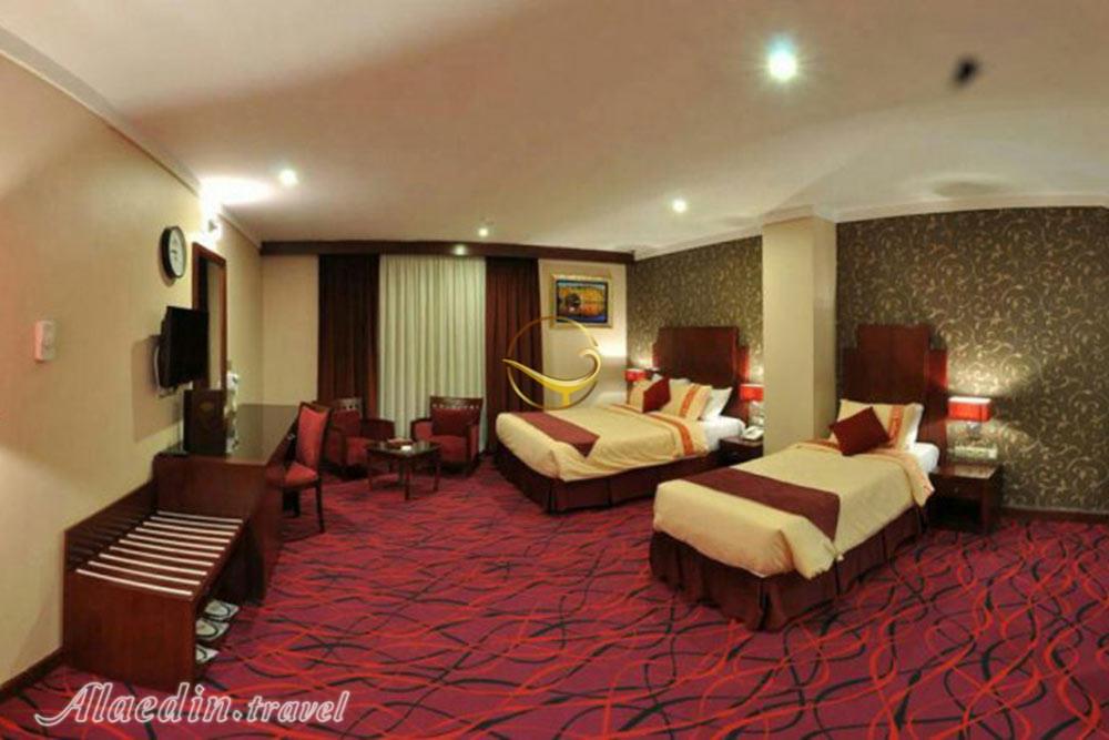 اتاق های هتل 5 ستاره پارسیس مشهد | علاءالدین تراول