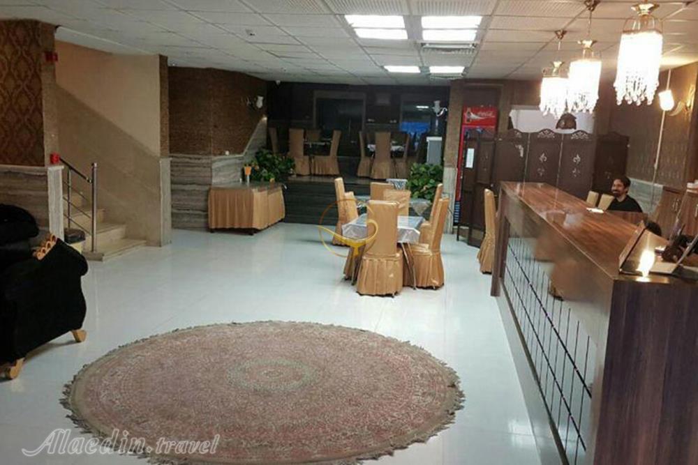 عکس های هتل آپارتمان رنگین کمان مشهد