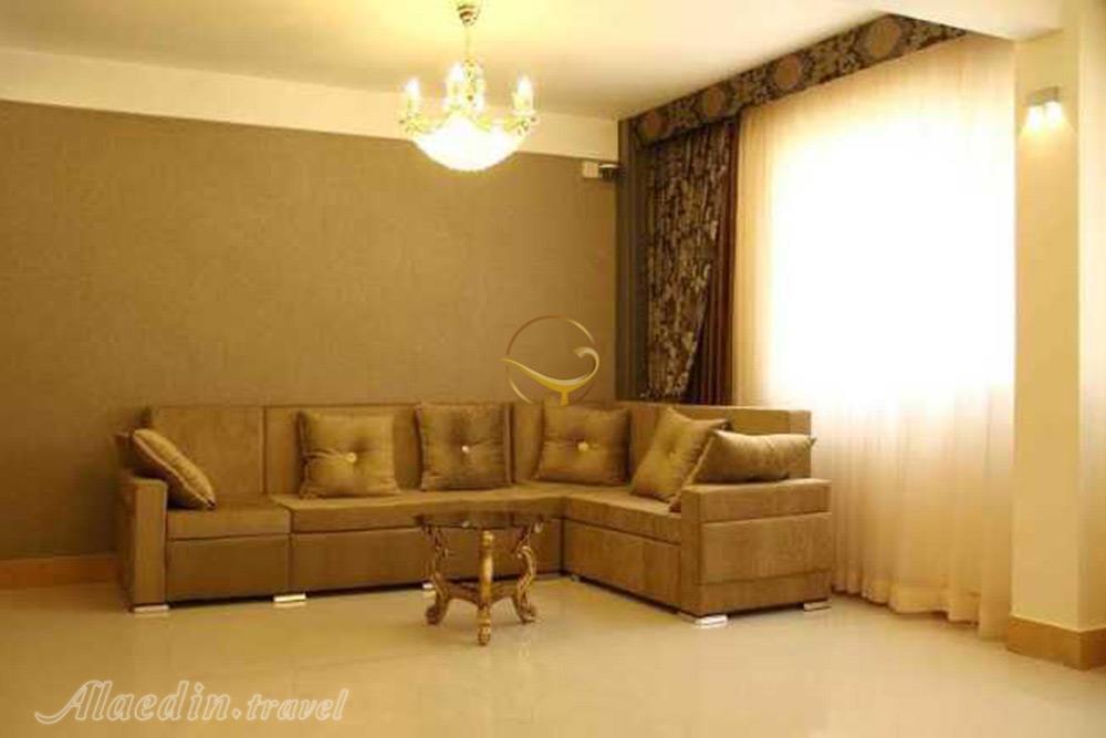 فضای نشیمن هتل 3 ستاره صحرا مشهد | علاءالدین تراول