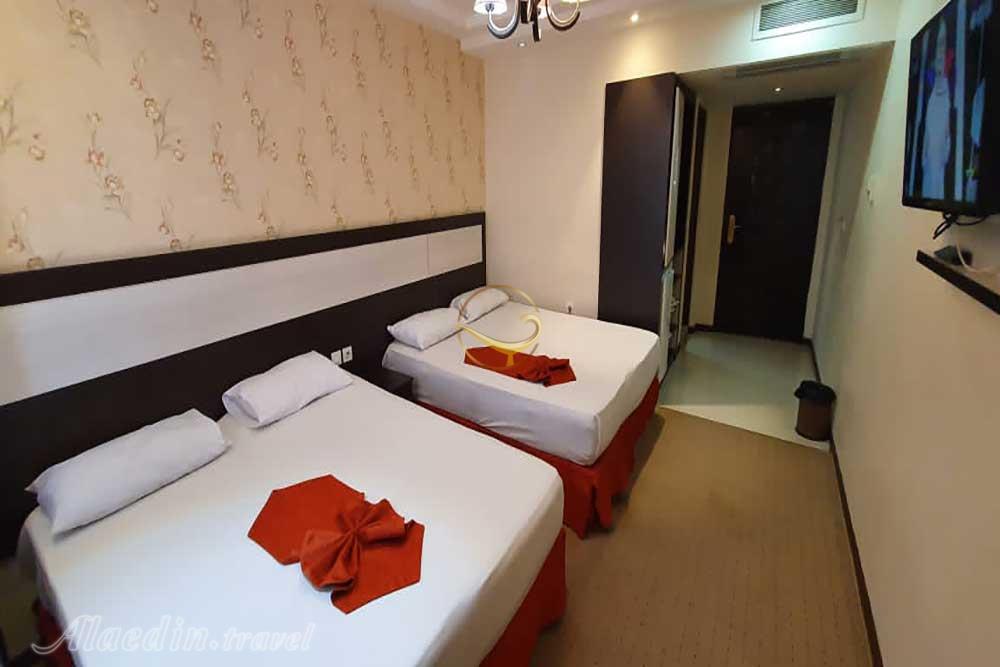 اتاق‌های هتل سراج | علاءالدین تراول