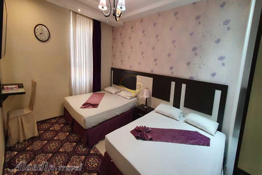 اتاق‌های هتل سراج | علاءالدین تراول