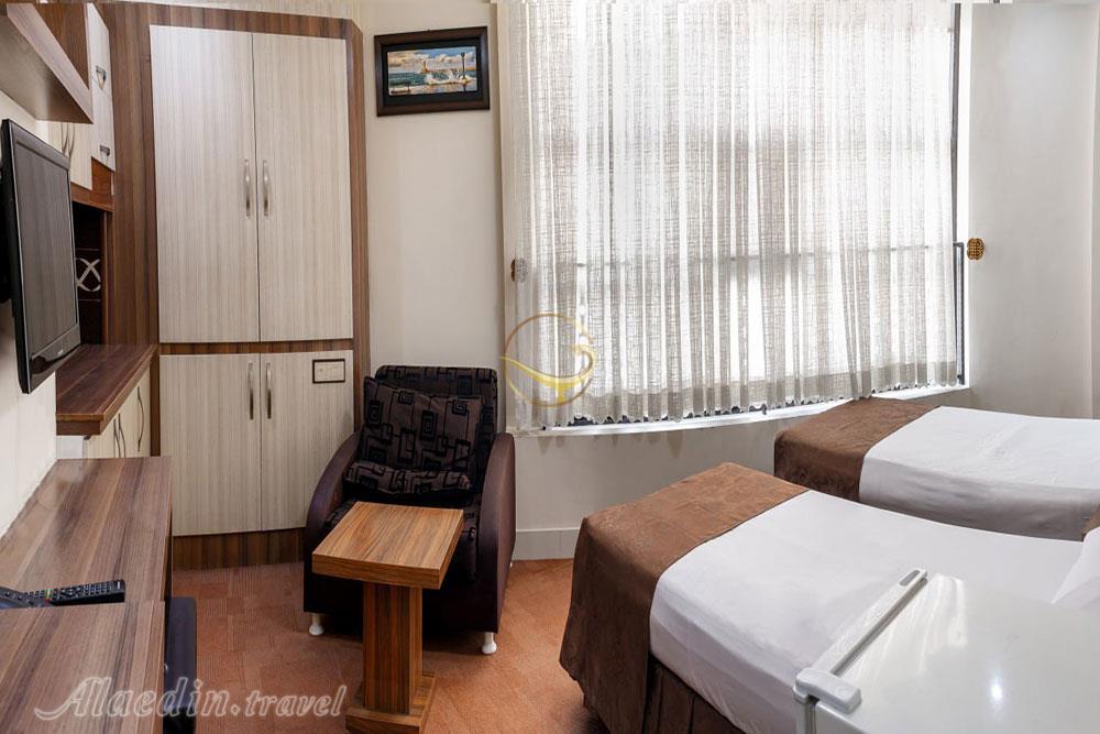 هتل یاقوت شرق مشهد | علاءالدین تراول