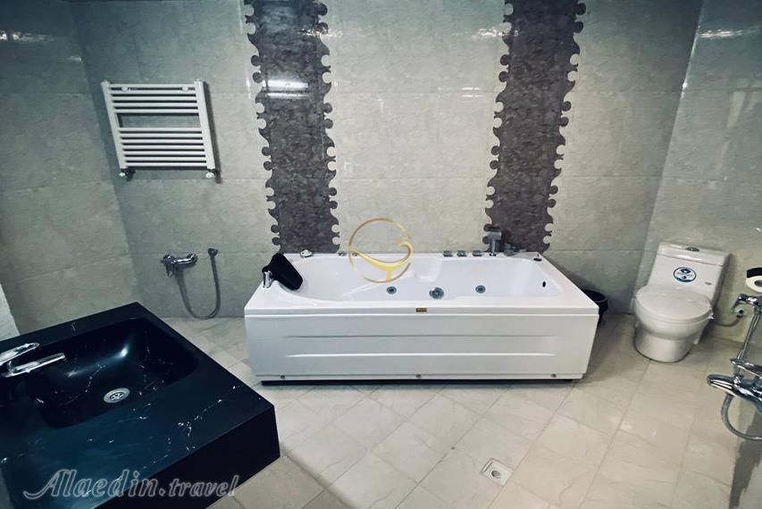 هتل ضیافت نور مشهد | علاالدین تراول