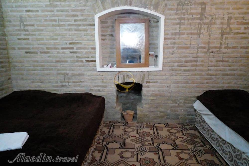 هتل کاروانسرای صفویه مهریز | علاءالدین تراول