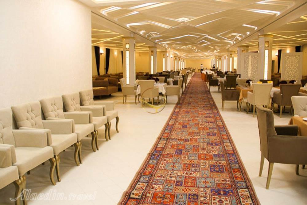 هتل کریاس پالاس میبد | علاءالدین تراول