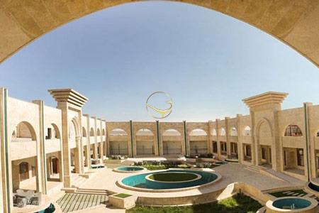 هتل کریاس پالاس میبد - در حال ساخت