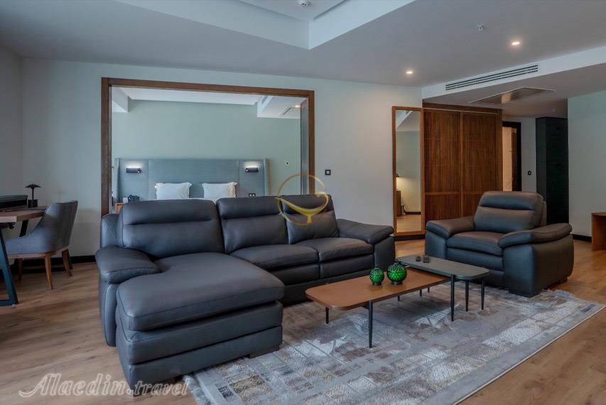 هتل آراز نوشهر | علاالدین تراول