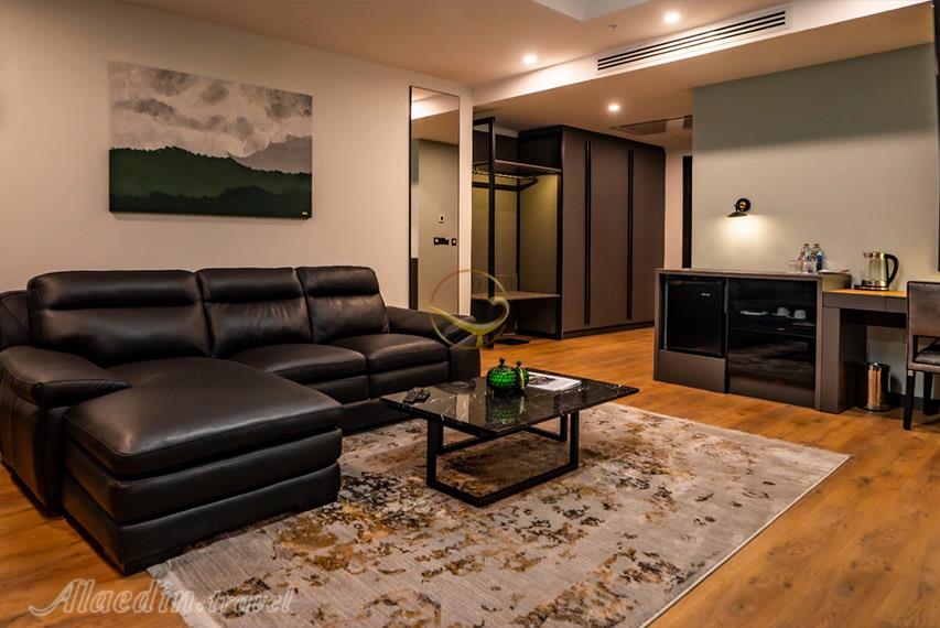 هتل آراز نوشهر | علاالدین تراول