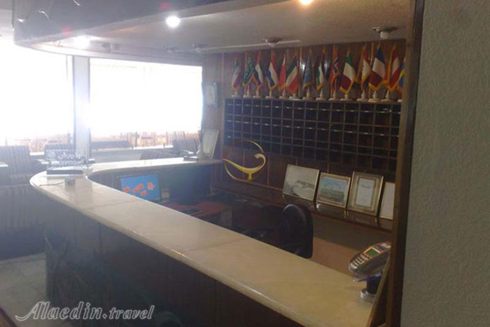 پذیرش هتل سه ستاره صدف نوشهر | علاءالدین تراول