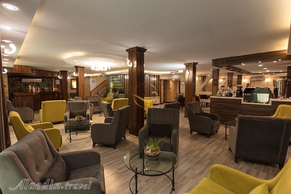 لابی هتل البرز قزوین | علاءالدین تراول