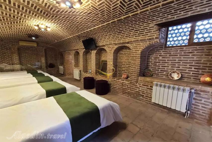 هتل سنتی ارغوان قزوین | علاالدین تراول