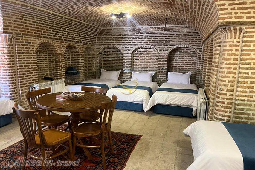 هتل سنتی ارغوان قزوین | علاالدین تراول