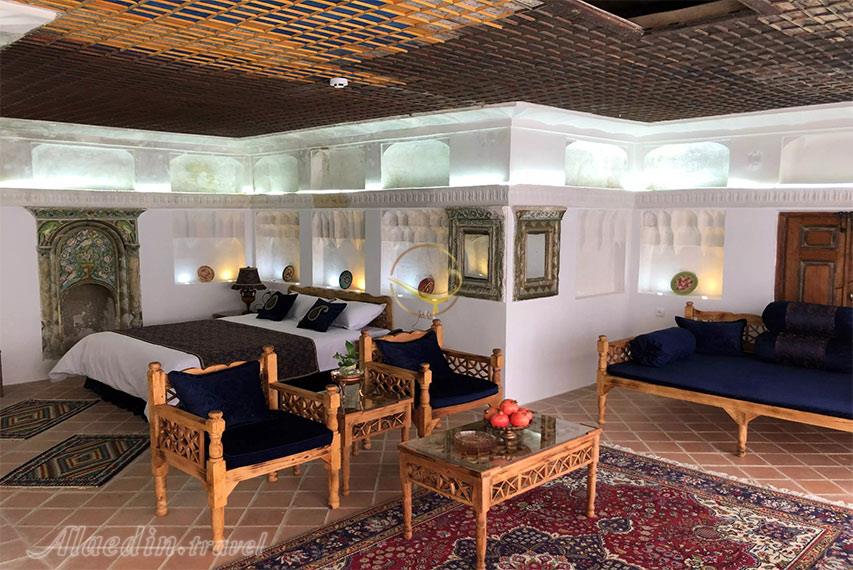 هتل سنتی ارغوان قزوین | علاالدین تراول