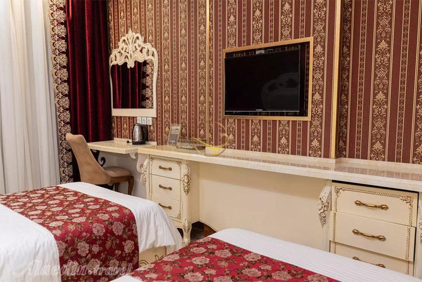 هتل بغدادی قزوین | علاالدین تراول