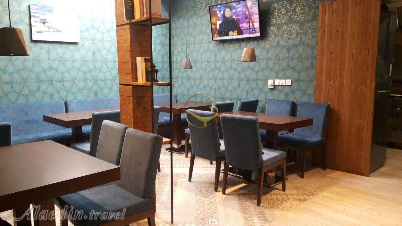 کافی شاپ هتل مینو قزوین | علاءالدین تراول