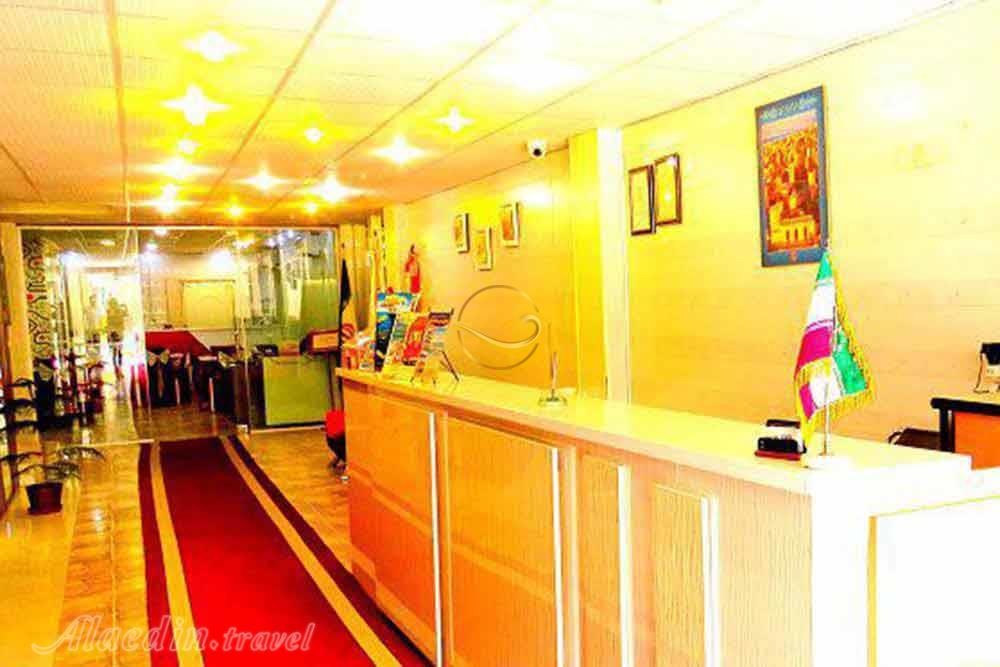 پذیرش هتل آپارتمان ایرسا قشم | علاءالدین تراول