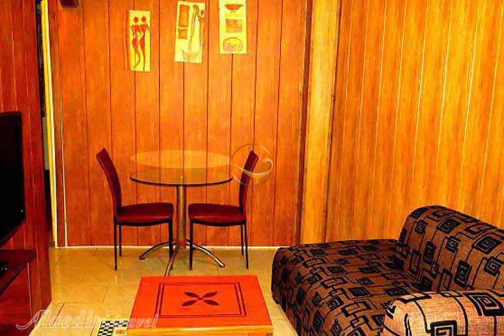 فضای نشیمن هتل آپارتمان ایرسا قشم | علاءالدین تراول