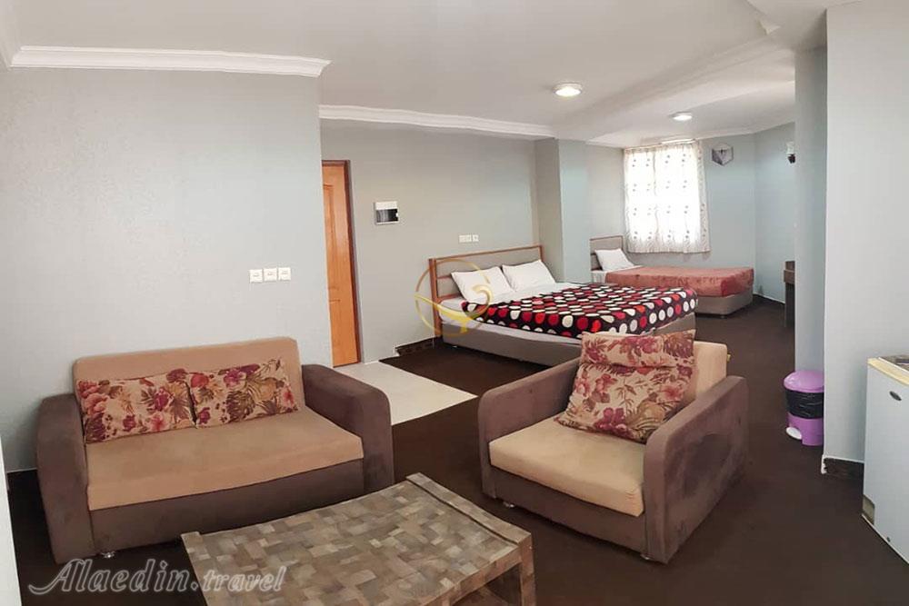 هتل آپارتمان کاوان قشم | علاءالدین تراول