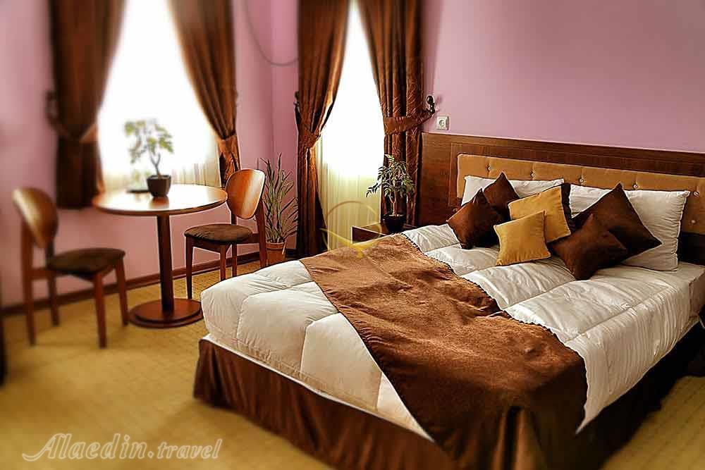 اتاق دبل هتل 3 ستاره کیمیا 4 قشم | علاءالدین تراول