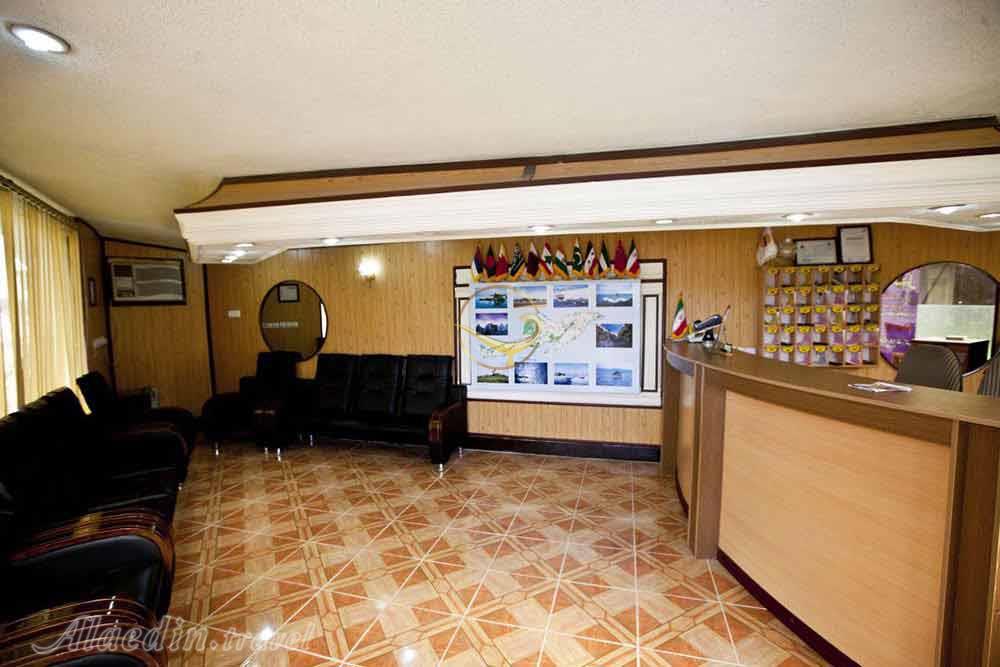 لابی هتل پارک قشم | علاءالدین تراول