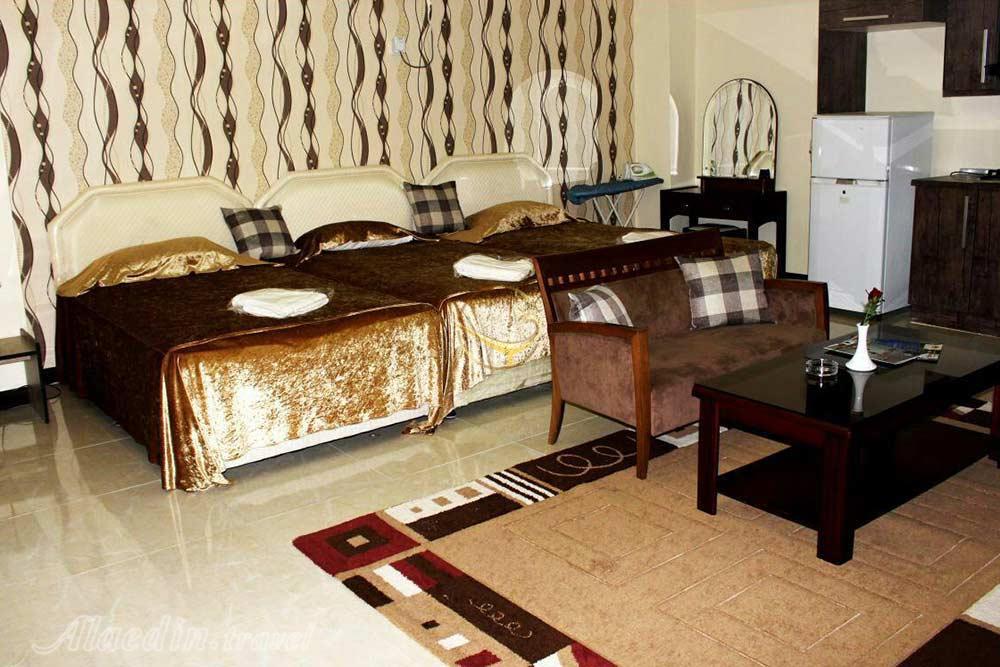 آپارتمان سه تخته هتل آپارتمان 3 ستاره پلاس قشم | علاءالدین تراول