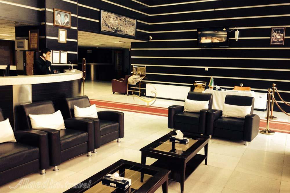 لابی هتل آپارتمان 3 ستاره فدک قم | علاءالدین تراول