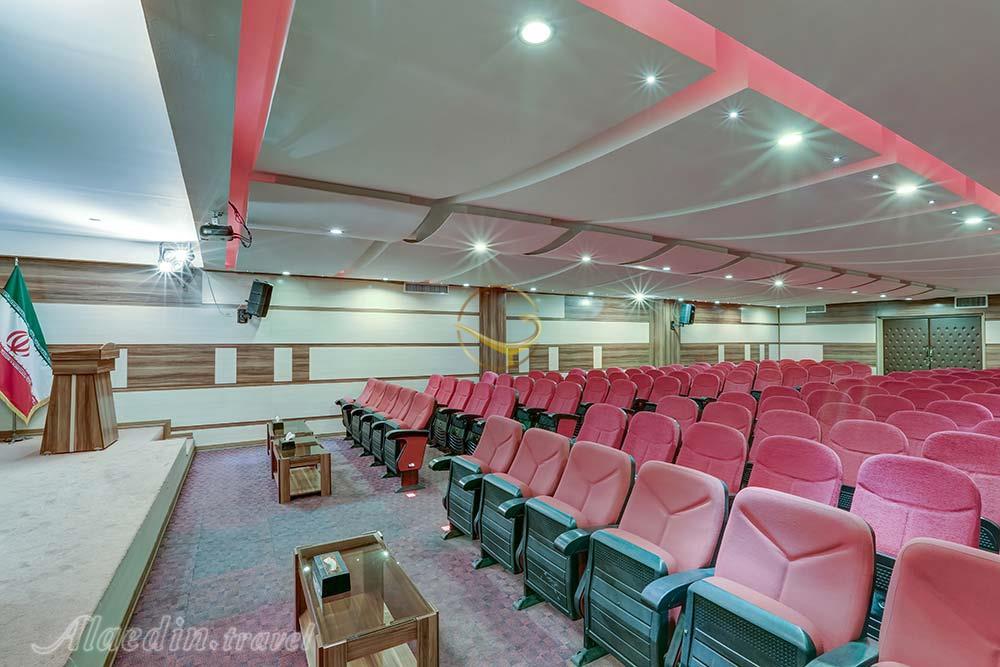 سالن چندمنظوره هتل 4 ستاره خورشید قم | علاءالدین تراول