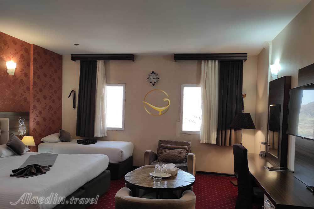 هتل پارسیا قم | علاءالدین تراول