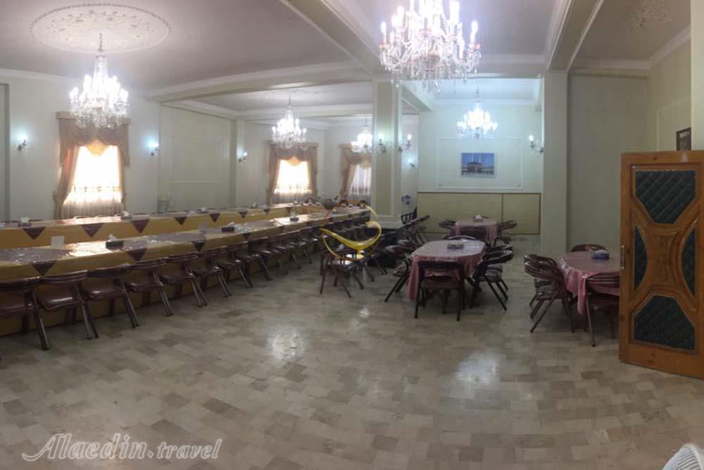 سالن کنفرانس هتل 3 ستاره کاملیا سبزوار | علاءالدین تراول