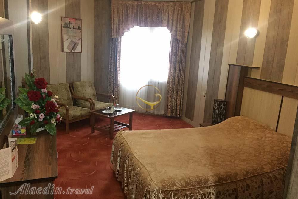 اتاق دوتخته دبل هتل 3 ستاره کاملیا سبزوار | علاءالدین تراول