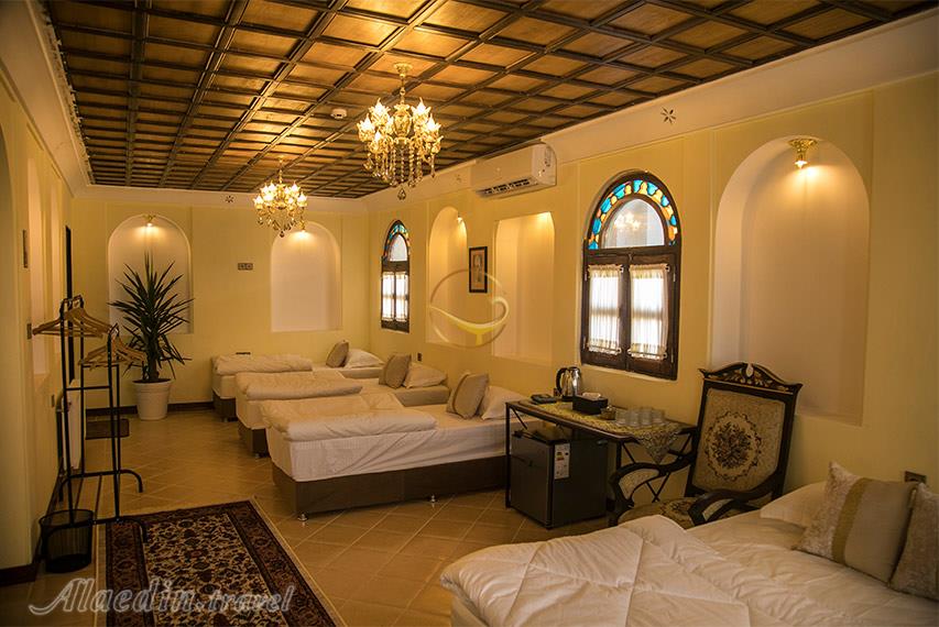 بوتیک هتل دیاکو سنندج | علاالدین تراول