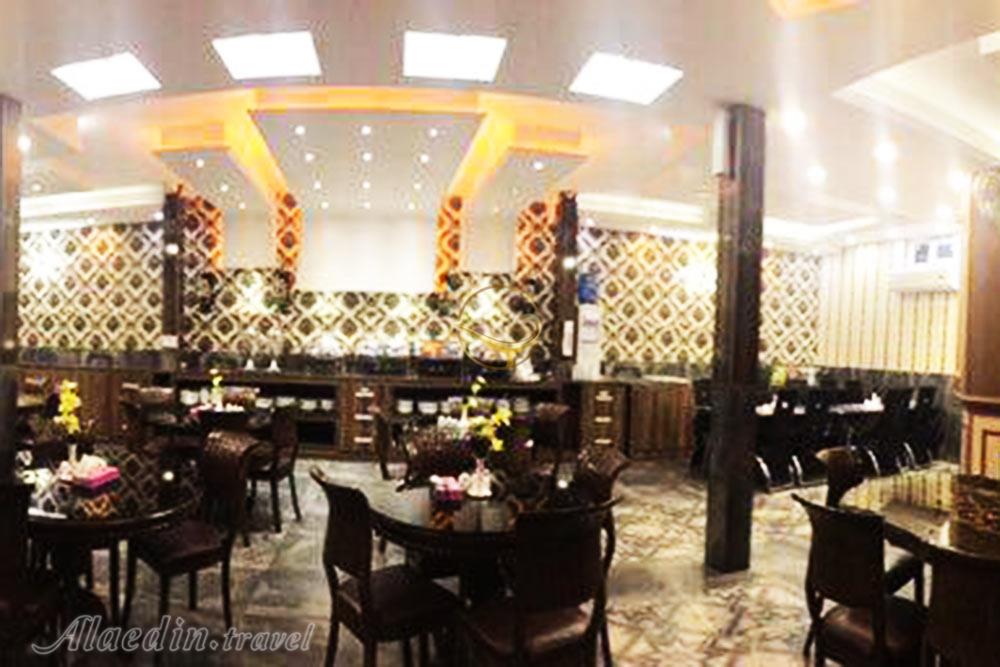 رستوران هتل 4 ستاره بوستان سرعین | علاءالدین تراول