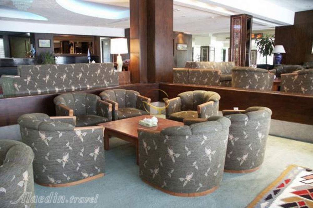 لابی هتل سه ستاره چالدران سرعین | علاءالدین تراول