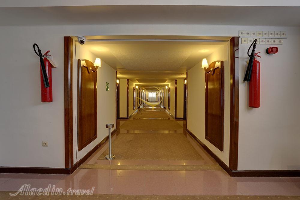 راهرو هتل 4 ستاره لاله سرعین | علاءالدین تراول