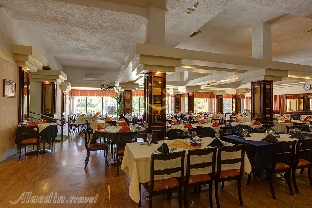 رستوران هتل 4 ستاره لاله سرعین | علاءالدین تراول