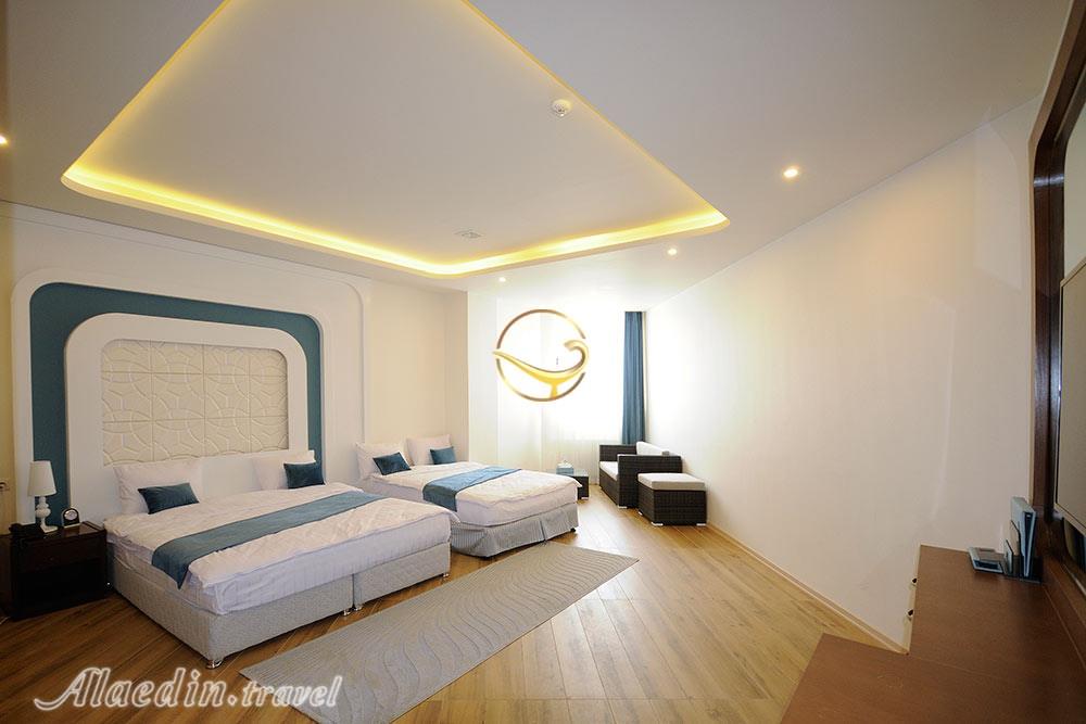 اتاق چهارتخته هتل 4 ستاره رویال پارک سرعین | علاءالدین تراول